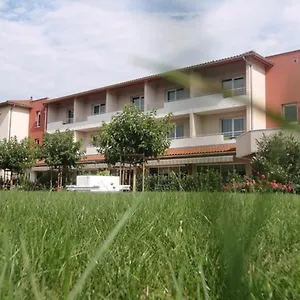Hotel Le Chatard, Sarcey